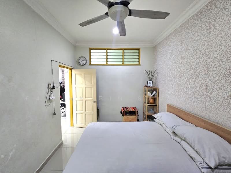 Rumah Berkembar untuk Dijual di Taman Salak Jaya (Salak South) - Fauzan bin Sahrom - PropertyGuru.com.my