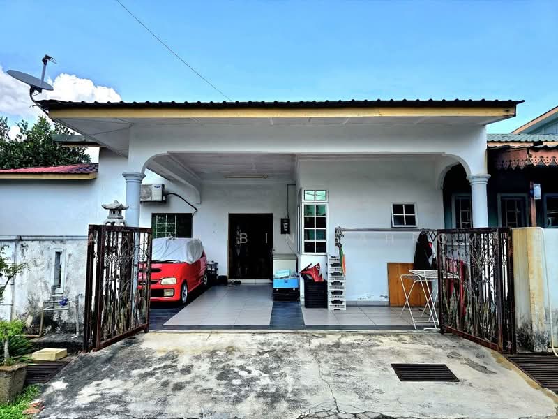Rumah Berkembar untuk Dijual di Taman Salak Jaya (Salak South) - Fauzan bin Sahrom - PropertyGuru.com.my