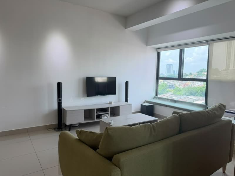 Servis Apartment untuk Disewa di The Leafz @ Dedaun - Cassey Yong - Living Room - PropertyGuru.com.my