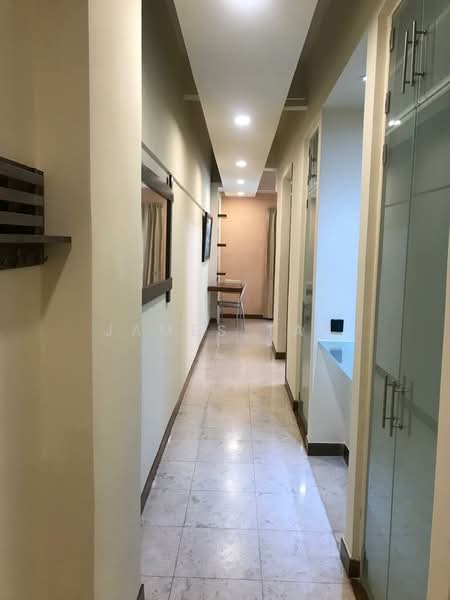 Kondominium untuk Disewa di 10 Semantan Suites - James Tan - Corridor - PropertyGuru.com.my