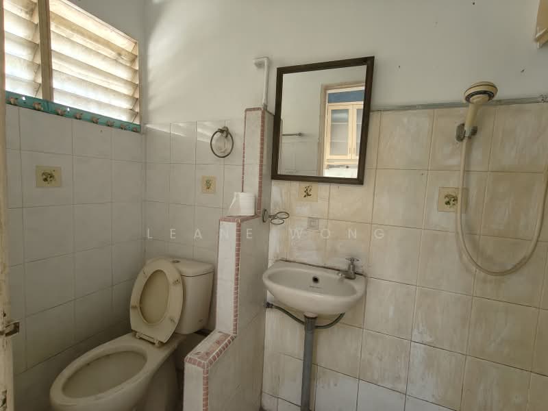 Rumah Teres 2 Tingkat untuk Dijual di Taman Midah (Cheras) - Leane Wong - Bathroom - PropertyGuru.com.my