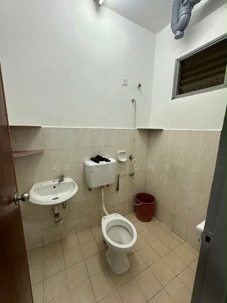 2-storey Terraced House for Sale in Mutiara Rini (Skudai) - Joyce Ong - Bathroom - PropertyGuru.com.my