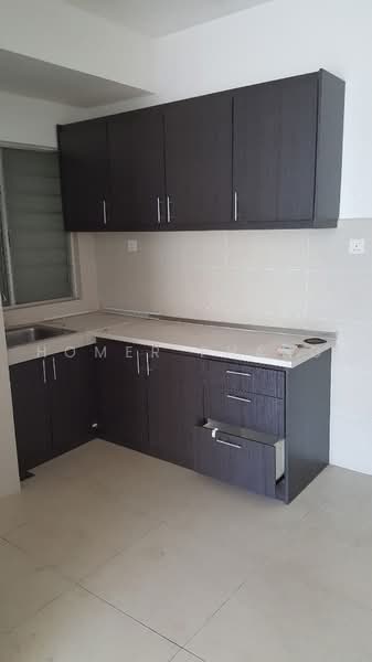 Condominium for Sale at Hijauan Puteri Condominium - Homer Phang - Kitchen - PropertyGuru.com.my