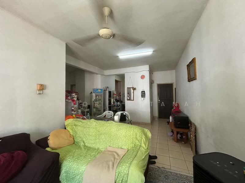 Pangsapuri untuk Dijual di Pangsapuri Delima - Syukor Hartanah - Living Room - PropertyGuru.com.my