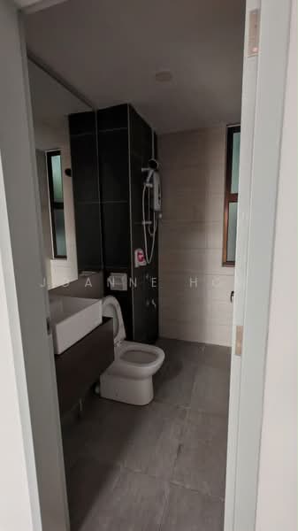 Kondominium untuk Disewa di Admiral Residences - Joanne How - Bathroom - PropertyGuru.com.my