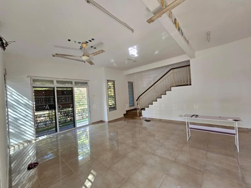 2-storey Terraced House for Sale in Presint 11 (Putrajaya) - Adzura Zamedin - Living Room - PropertyGuru.com.my