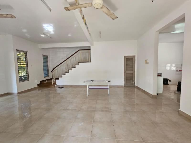 2-storey Terraced House for Sale in Presint 11 (Putrajaya) - Adzura Zamedin - Living Room - PropertyGuru.com.my