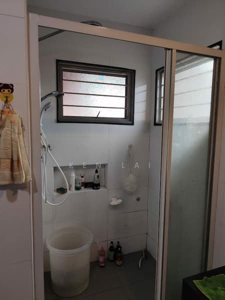 Rumah Teres 2 Tingkat untuk Dijual di Klang (Selangor) - Ken Lai - Bathroom - PropertyGuru.com.my