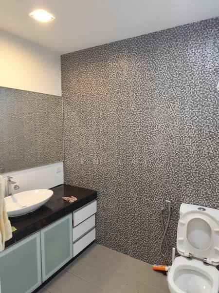 Rumah Teres 2 Tingkat untuk Dijual di Klang (Selangor) - Ken Lai - Bathroom - PropertyGuru.com.my