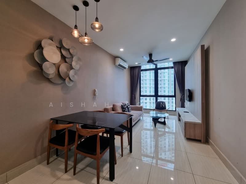 Kondominium untuk Disewa di Shaftsbury Square - Aishah Rosnam - Living Room - PropertyGuru.com.my
