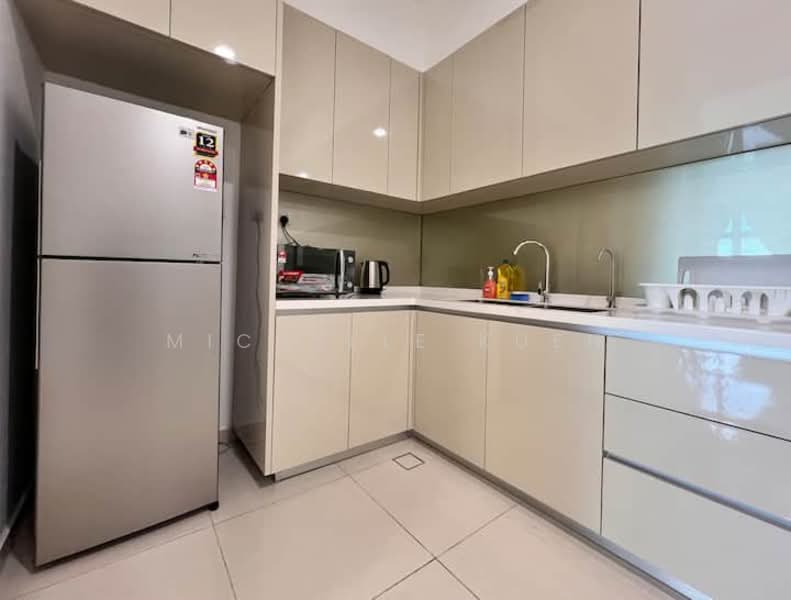 Kediaman Servis untuk Dijual di Paradigm Residence - Michelle Kueh - Kitchen - PropertyGuru.com.my