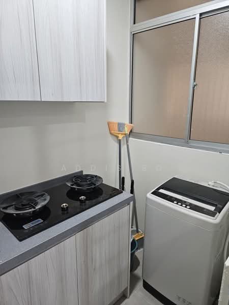 Kondominium untuk Disewa di Residensi Sateria - Addis Bo - Kitchen - PropertyGuru.com.my