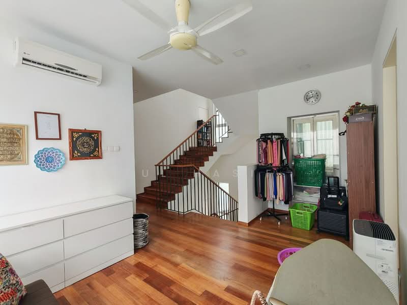 Bungalow House for Sale in Lakefront Villa (Cyberjaya) - Zul Hasif - PropertyGuru.com.my