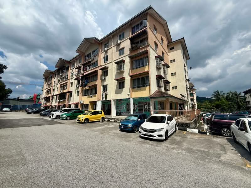 Pangsapuri untuk Dijual di Apartment Indah - Azli Ibrahim - Exterior - PropertyGuru.com.my