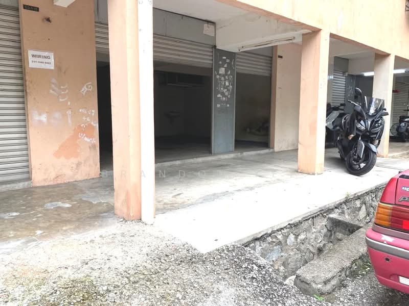 Shop for Rent in Taman Equine (Seri Kembangan) - Brandon Yee - Exterior - PropertyGuru.com.my