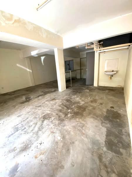 Shop for Rent in Taman Equine (Seri Kembangan) - Brandon Yee - Interior - PropertyGuru.com.my