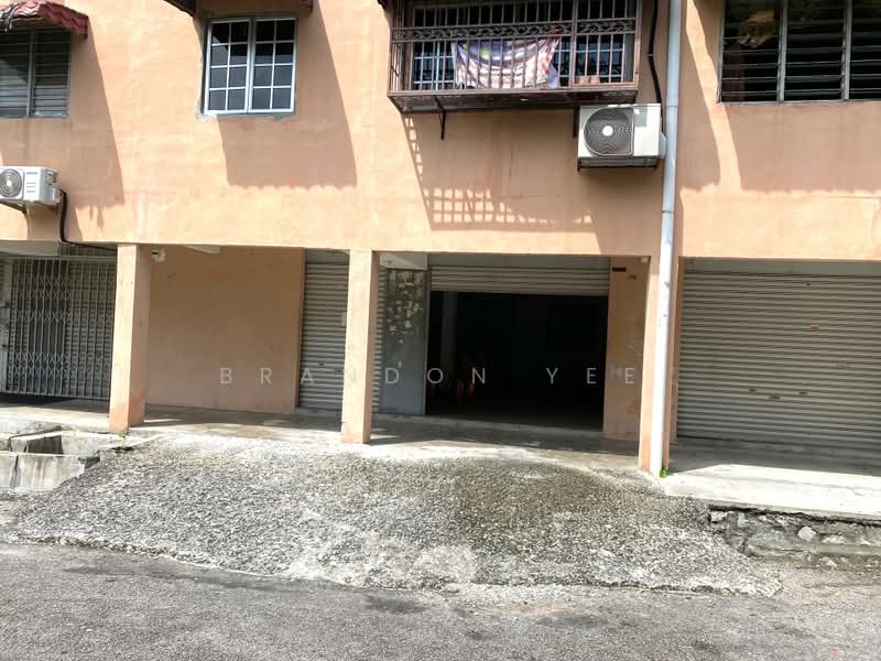 Shop for Rent in Taman Equine (Seri Kembangan) - Brandon Yee - Exterior - PropertyGuru.com.my