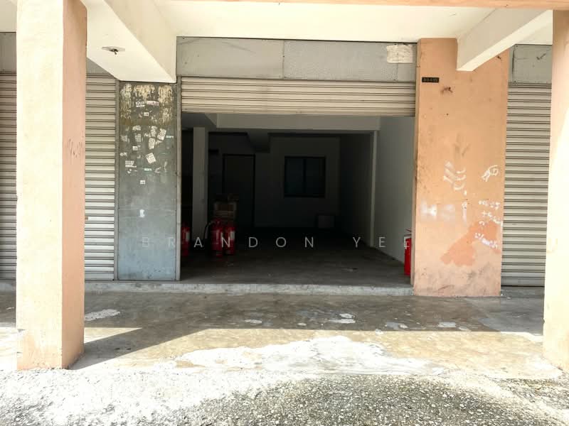Shop for Rent in Taman Equine (Seri Kembangan) - Brandon Yee - Exterior - PropertyGuru.com.my