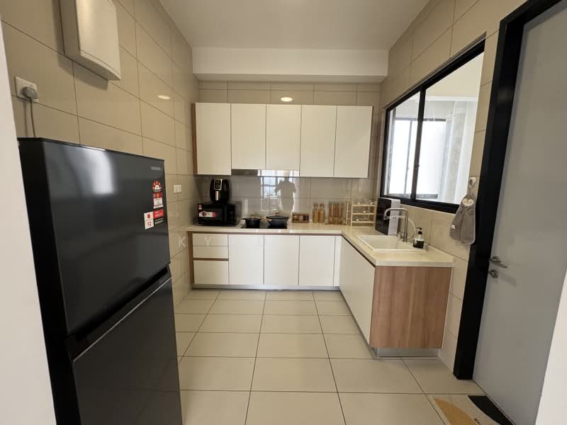 Service Residence for Rent at Gems Residences - Kydd Low - Kitchen - PropertyGuru.com.my
