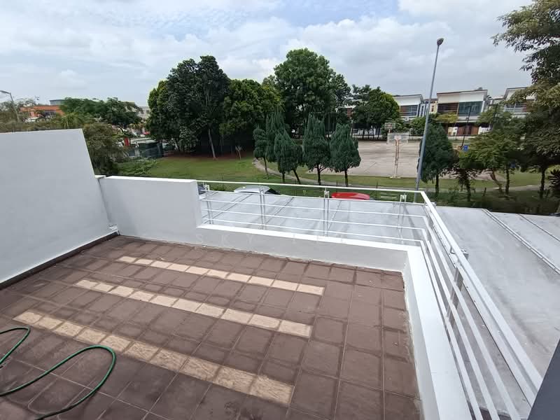Rumah Teres 2-Tingkat untuk Dijual di Taman Putra Prima (Puchong) - Sky Lee - Balcony - PropertyGuru.com.my