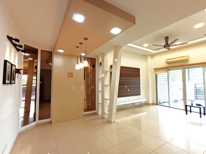 Rumah Teres 2-Tingkat untuk Dijual di Taman Putra Prima (Puchong) - Sky Lee - Living Room - PropertyGuru.com.my
