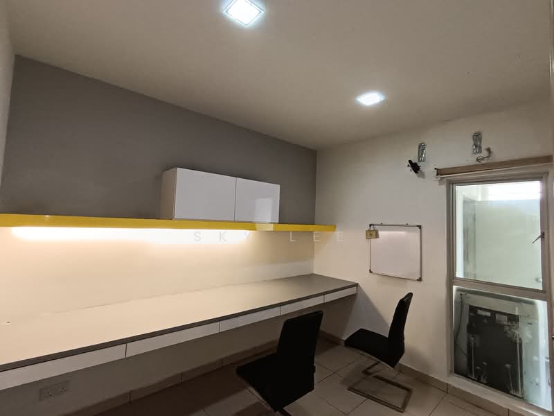 Rumah Teres 2-Tingkat untuk Dijual di Taman Putra Prima (Puchong) - Sky Lee - Study - PropertyGuru.com.my
