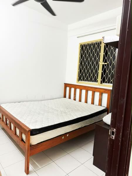 Pangsapuri untuk Disewa di Symphony Park - Lynnz Seow - Bedroom - PropertyGuru.com.my