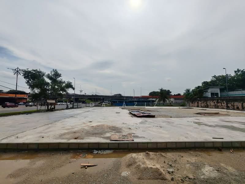 Retail Space for Rent in Tampoi (Johor) - Ida Aziz - Exterior - PropertyGuru.com.my