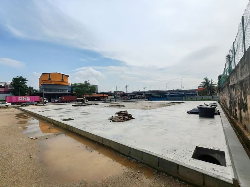 Retail Space for Rent in Tampoi (Johor) - Ida Aziz - Exterior - PropertyGuru.com.my