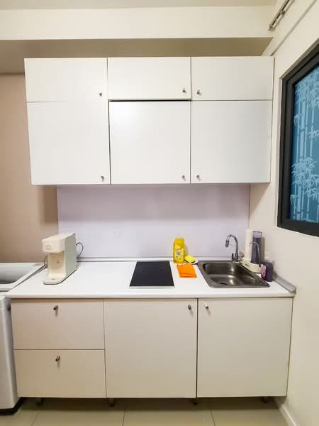 Servis Apartment untuk Disewa di Centrestage Designer Suite - James Tan - Kitchen - PropertyGuru.com.my