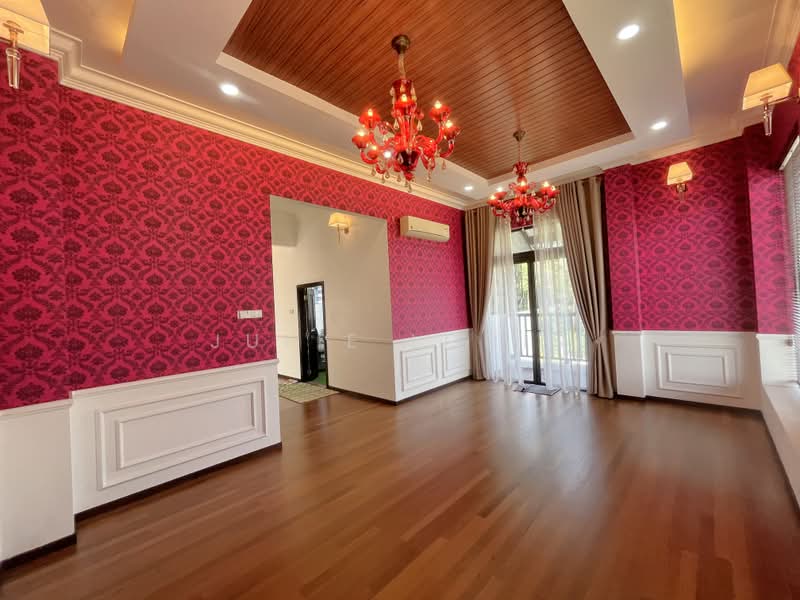 Bungalow for Sale in Seksyen 9 (Shah Alam) - Julie Louis - PropertyGuru.com.my