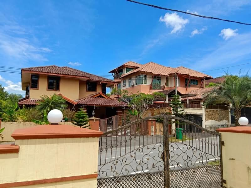 Rumah Banglo untuk Dijual di Villa Bestari (Gombak) - Azli Ibrahim - Exterior - PropertyGuru.com.my