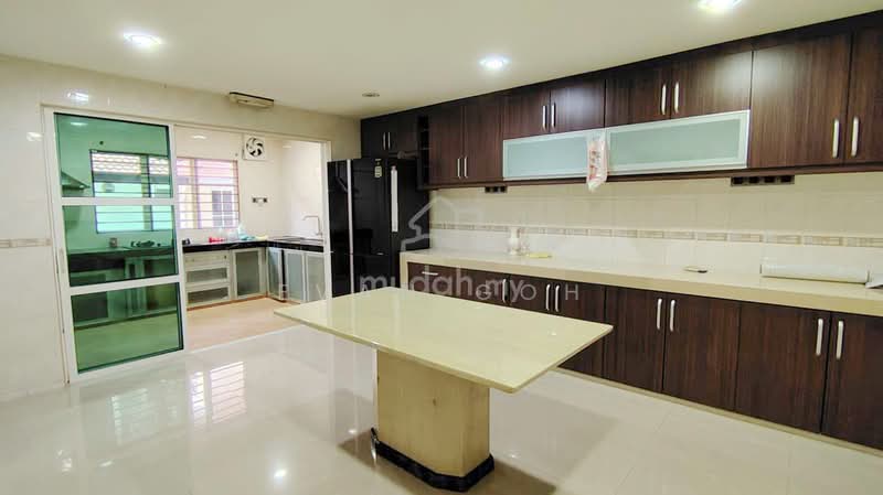 2.5-storey Terraced House for Sale in Taman Meranti Jaya (Puchong) - Evan Goh - Kitchen - PropertyGuru.com.my