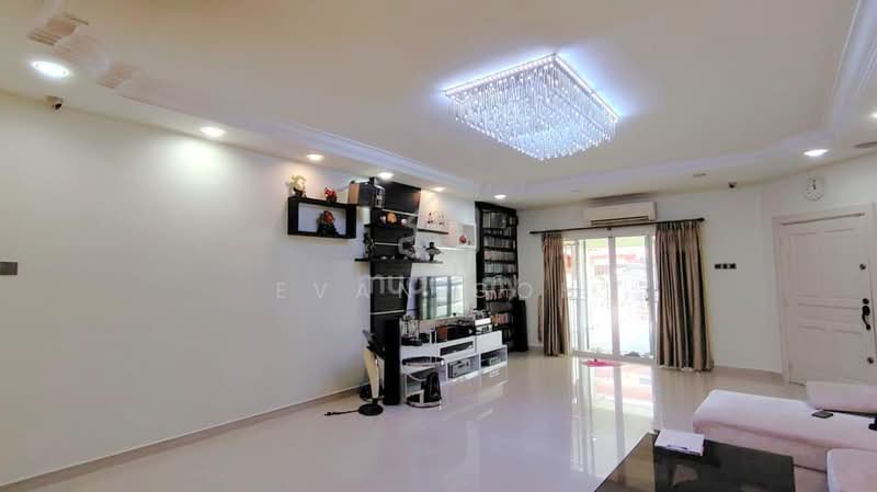 2.5-storey Terraced House for Sale in Taman Meranti Jaya (Puchong) - Evan Goh - Living Room - PropertyGuru.com.my