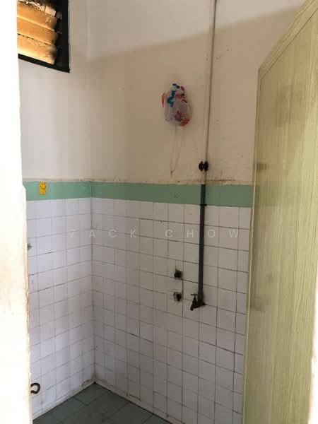 Rumah Teres 1 Tingkat untuk Dijual di Taman Ungku Tun Aminah (Skudai) - Zack Chow - Bathroom - PropertyGuru.com.my
