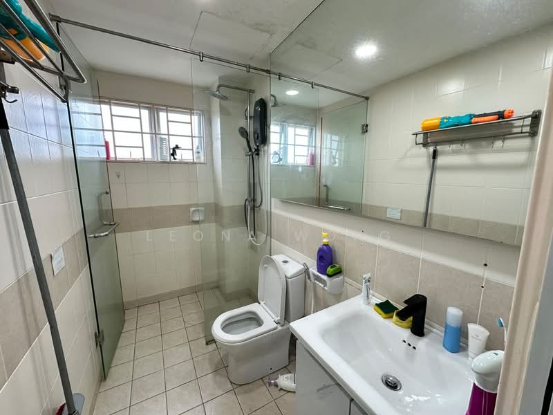Kondominium untuk Disewa di Kinrara Mas - Leona Wong - Bathroom - PropertyGuru.com.my