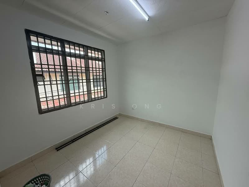Rumah Teres 2 Tingkat untuk Disewa di Taman Bestari Indah (Ulu Tiram) - Kris Ong - PropertyGuru.com.my