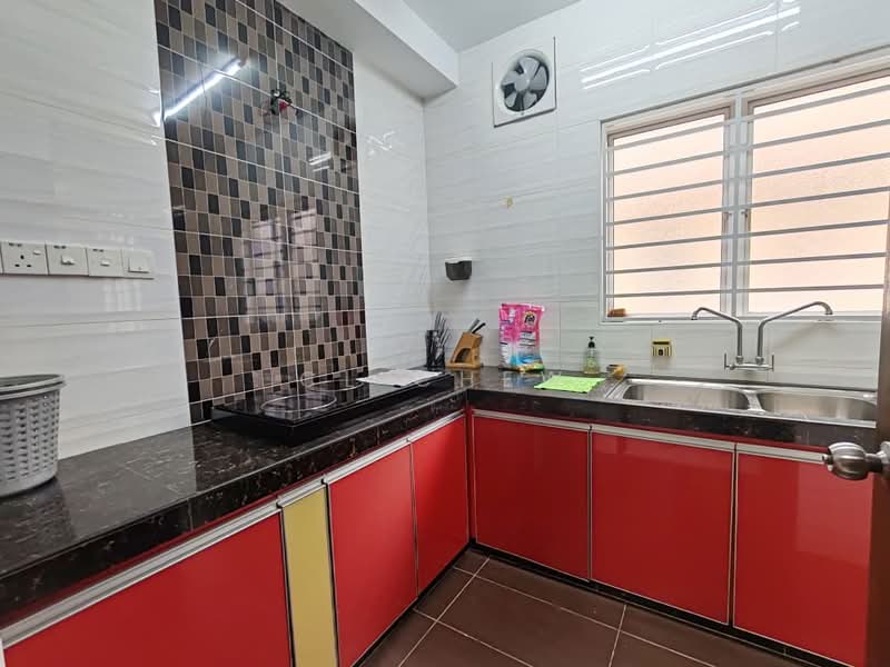 Rumah Teres 2-Tingkat untuk Disewa di Bandar Parklands (Klang) - CL Chew - Kitchen - PropertyGuru.com.my