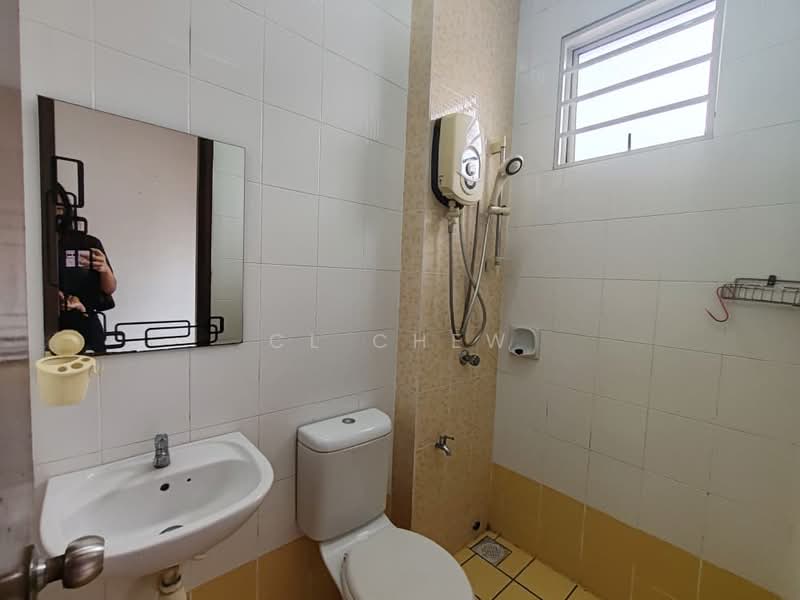 Rumah Teres 2-Tingkat untuk Disewa di Bandar Parklands (Klang) - CL Chew - Bathroom - PropertyGuru.com.my