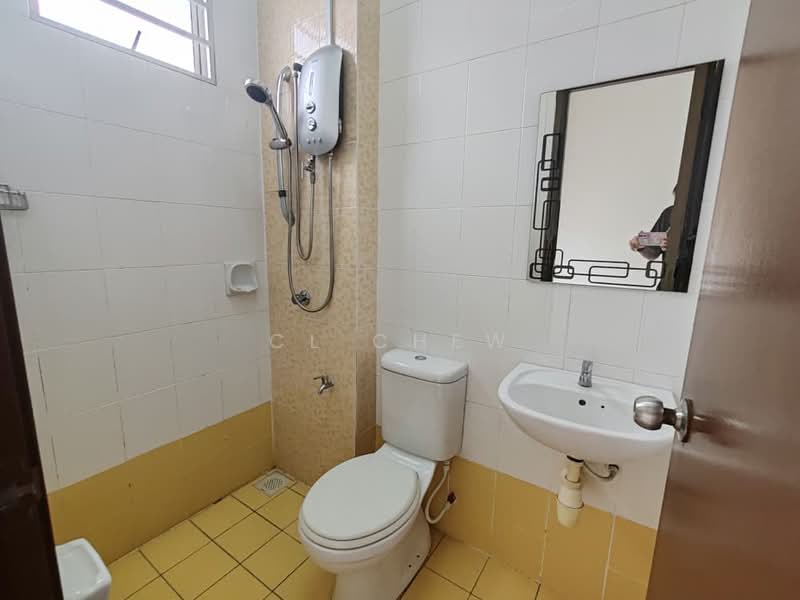 Rumah Teres 2-Tingkat untuk Disewa di Bandar Parklands (Klang) - CL Chew - Bathroom - PropertyGuru.com.my