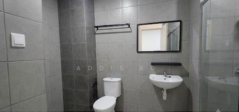 Kondominium untuk Disewa di Residensi Sateria - Addis Bo - Bathroom - PropertyGuru.com.my