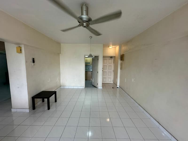 Apartment for Sale at Anjung Hijau (Greenfields) - Jayden Chik - Living Room - PropertyGuru.com.my