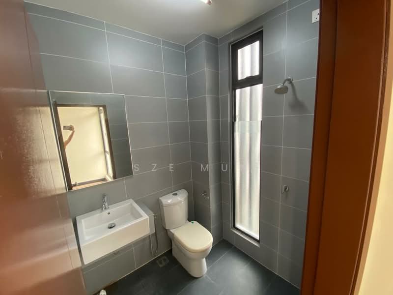 2-storey Terraced House for Sale in Laman Glenmarie (Shah Alam) - Sze Mun - Bathroom - PropertyGuru.com.my