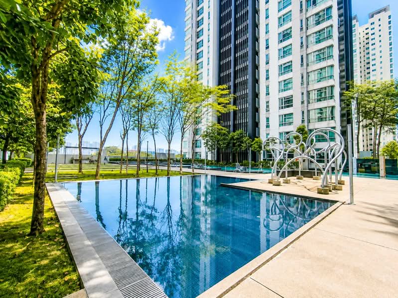 Kondominium untuk Dijual di The Saffron - N. Melisa - Pool - PropertyGuru.com.my