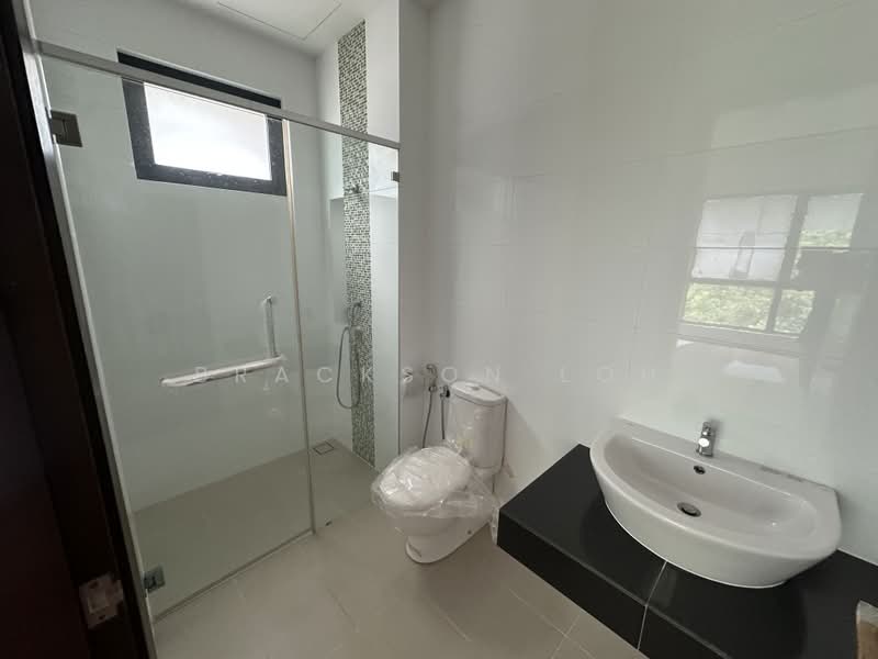 Semi-Detached House for Sale in Ampang (Selangor) - Brackson Loh - Bathroom - PropertyGuru.com.my