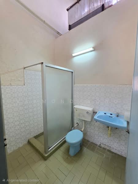 Rumah Teres 2 Tingkat untuk Dijual di Taman Maluri (Cheras) - Raymond Wong - Bathroom - PropertyGuru.com.my
