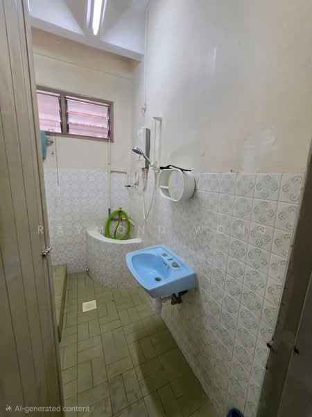Rumah Teres 2 Tingkat untuk Dijual di Taman Maluri (Cheras) - Raymond Wong - Bathroom - PropertyGuru.com.my