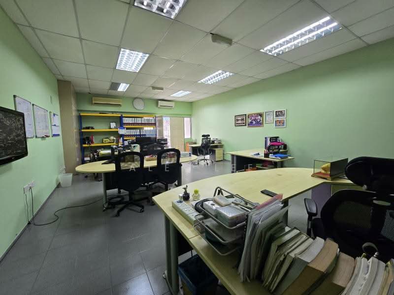 Warehouse for Rent in Shah Alam (Selangor) - Alex Lee - Interior - PropertyGuru.com.my
