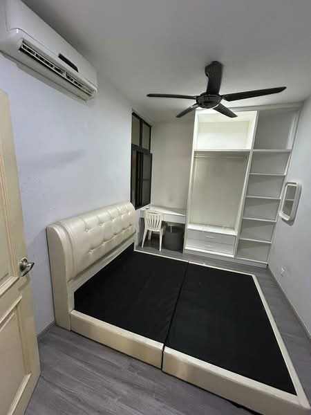 Pangsapuri untuk Dijual di Sri Araville - Foon Ting - Bedroom - PropertyGuru.com.my