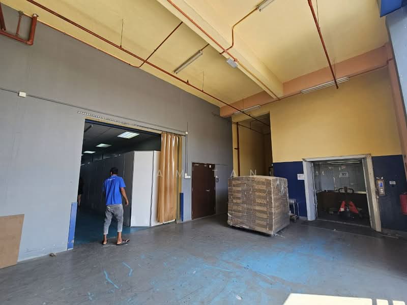 Kilang untuk Disewa di Taman Perindustrian Puchong Utama (Puchong) - Sam Tan - Interior - PropertyGuru.com.my